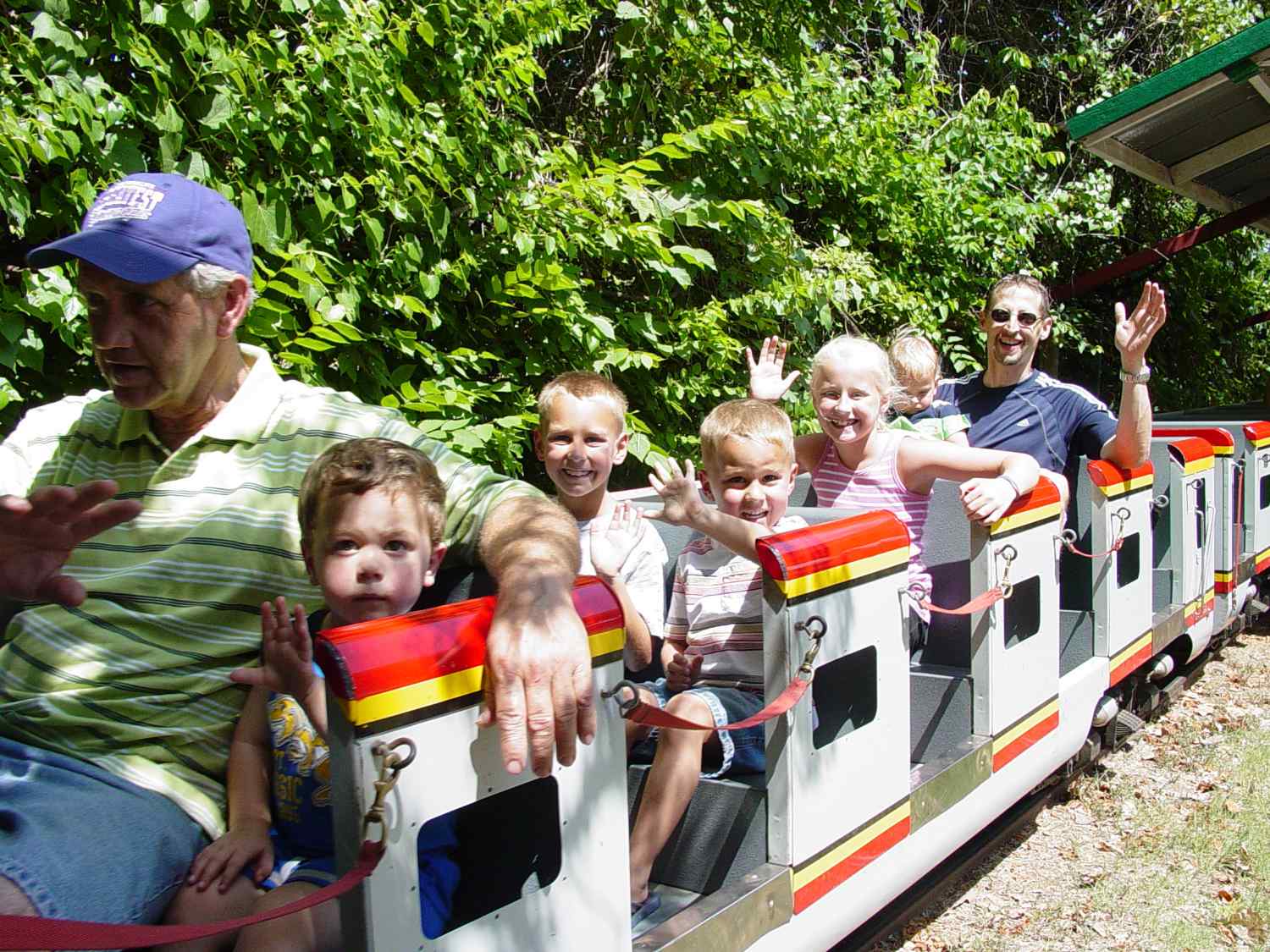 Lake Humphreys Duncan Convention & Visitor's Bureau